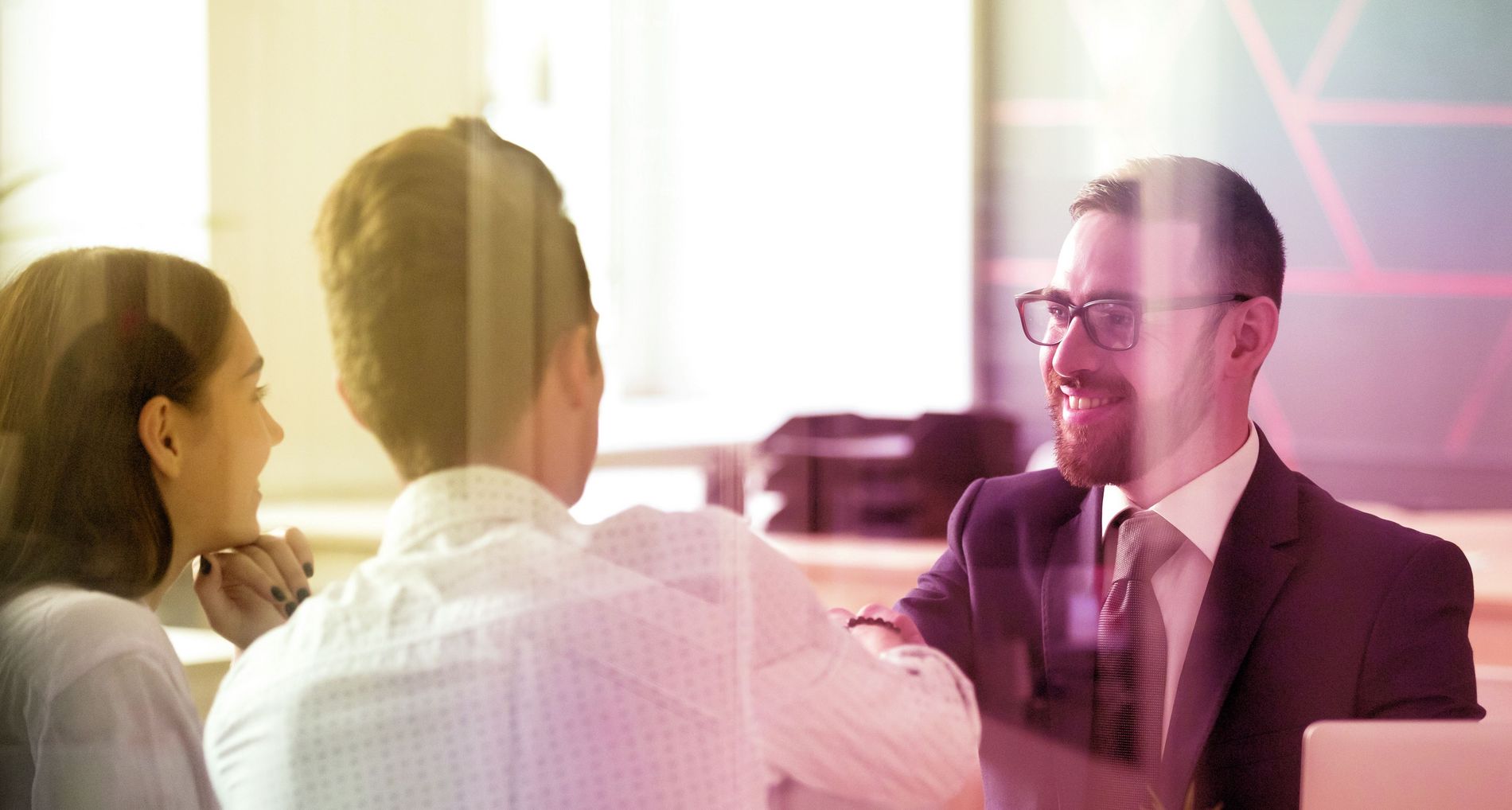 Geschäftspartner bei Besprechung